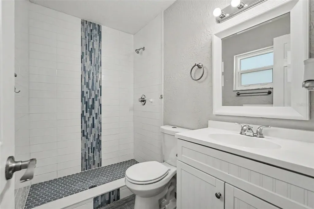 6822 Lassen Avenue New Port Richey FL 34655