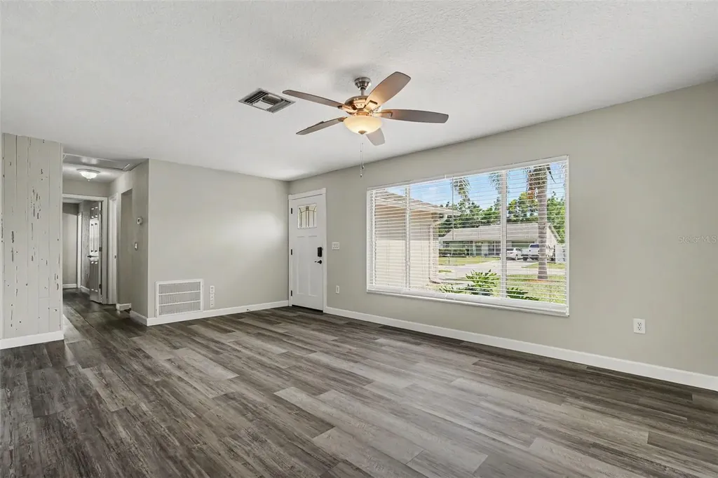 6822 Lassen Avenue New Port Richey FL 34655