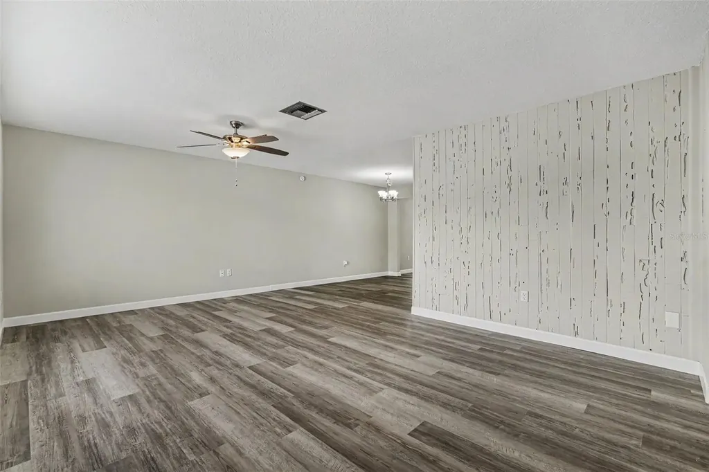 6822 Lassen Avenue New Port Richey FL 34655