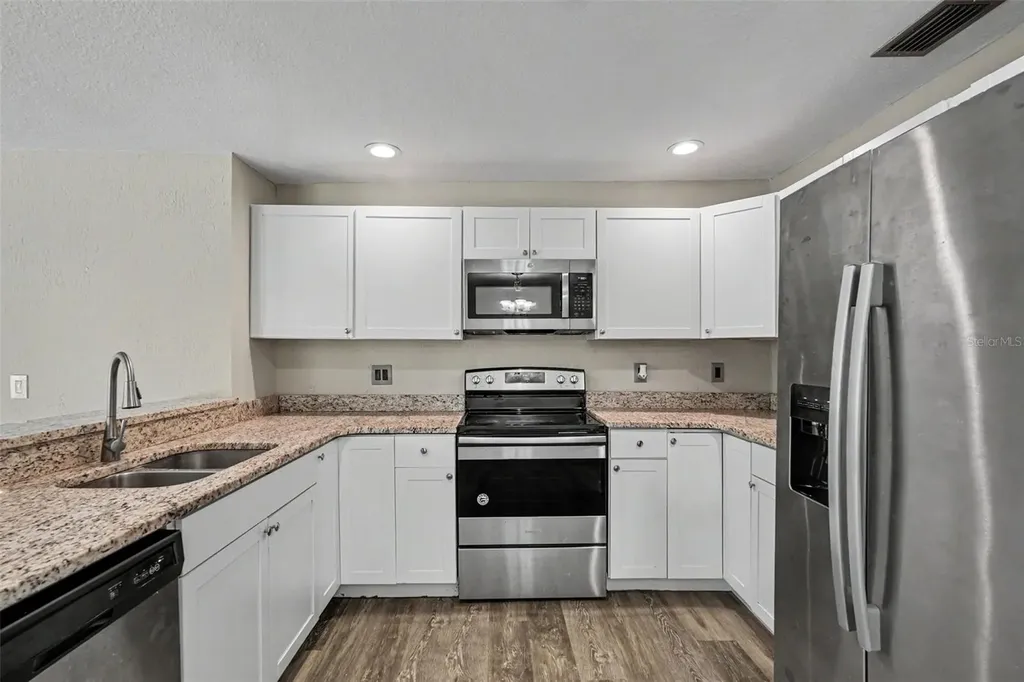 6822 Lassen Avenue New Port Richey FL 34655