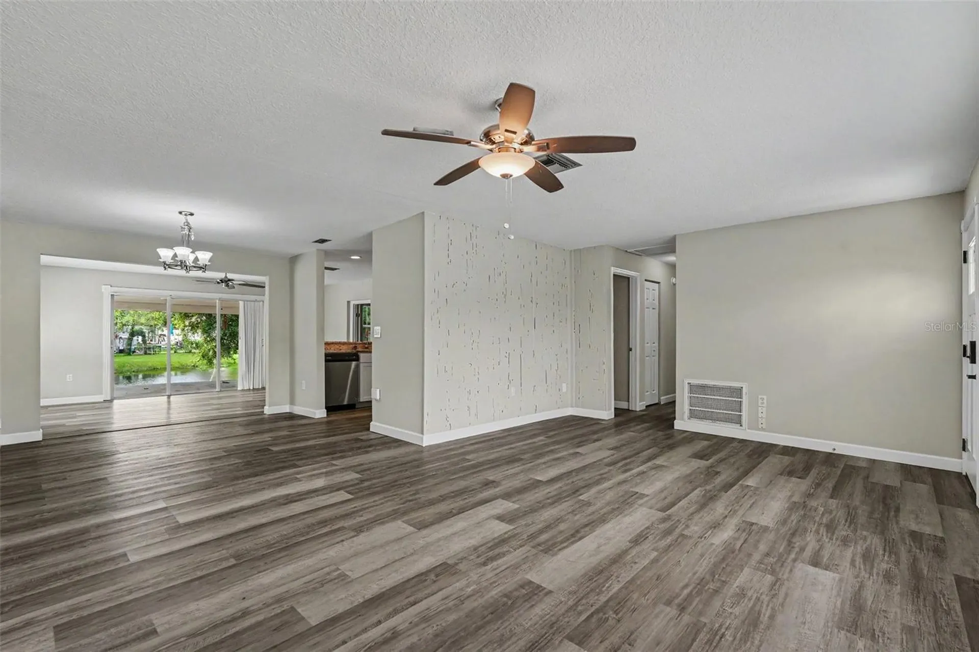 6822 Lassen Avenue New Port Richey FL 34655