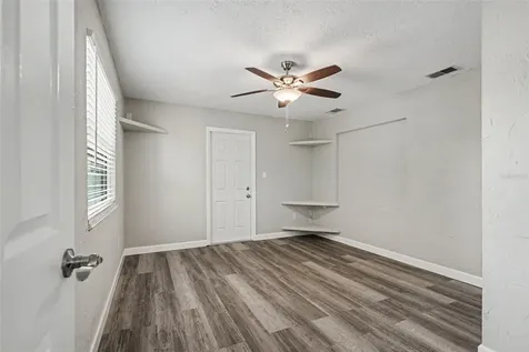 6822 Lassen Avenue New Port Richey FL 34655