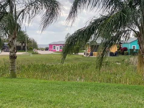 3254 Red Tail Hawk Drive Polk City FL 33868