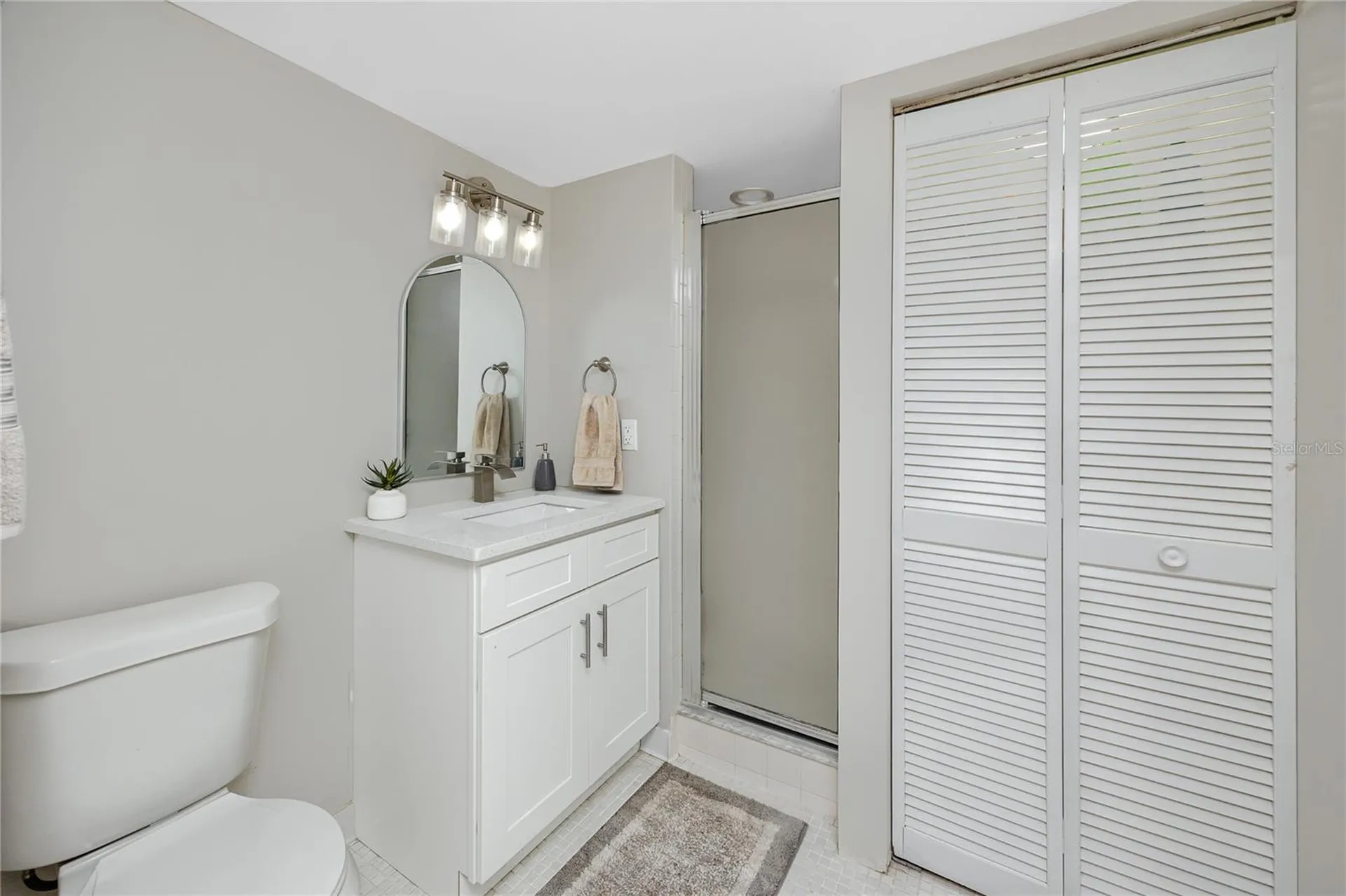7530 Sunshine Skyway Lane S St Petersburg FL 33711