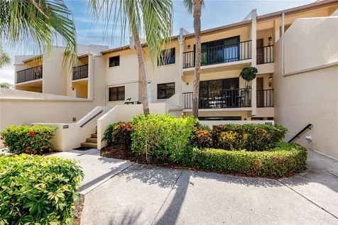 7530 Sunshine Skyway Lane S St Petersburg FL 33711
