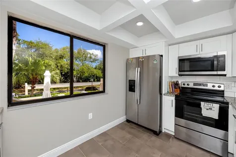 7530 Sunshine Skyway Lane S St Petersburg FL 33711