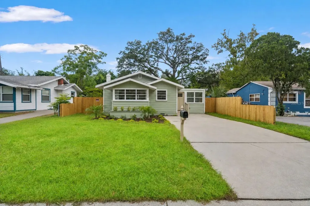 3036 20th Street N St Petersburg FL 33713