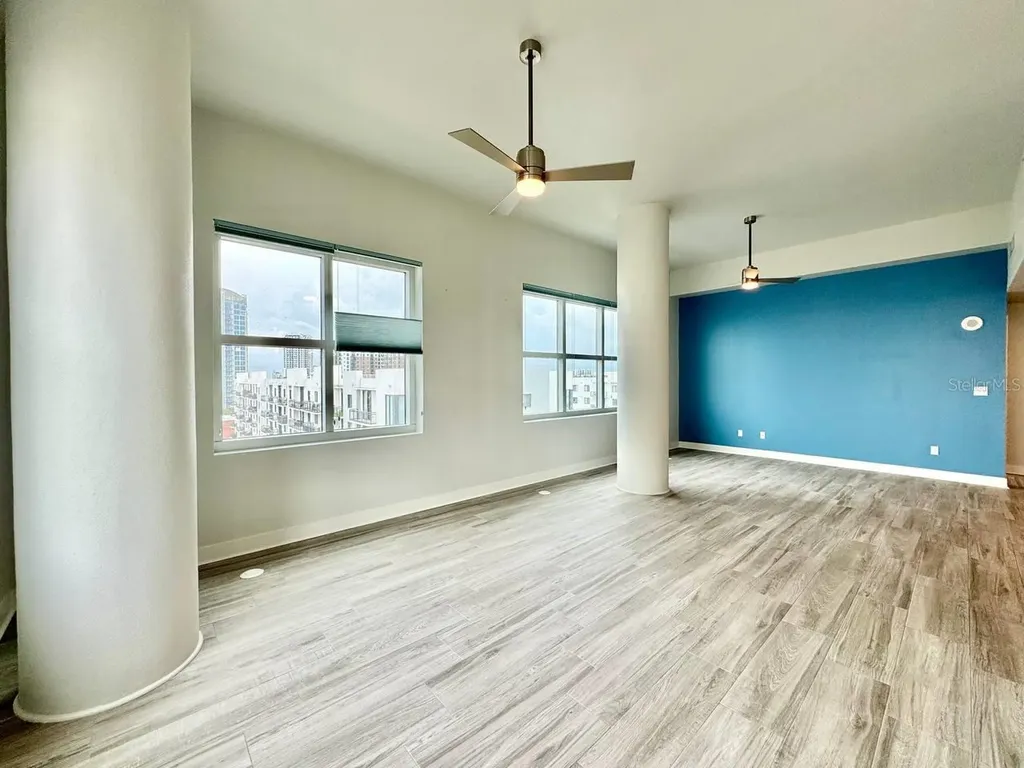 1208 E Kennedy Boulevard Tampa FL 33602