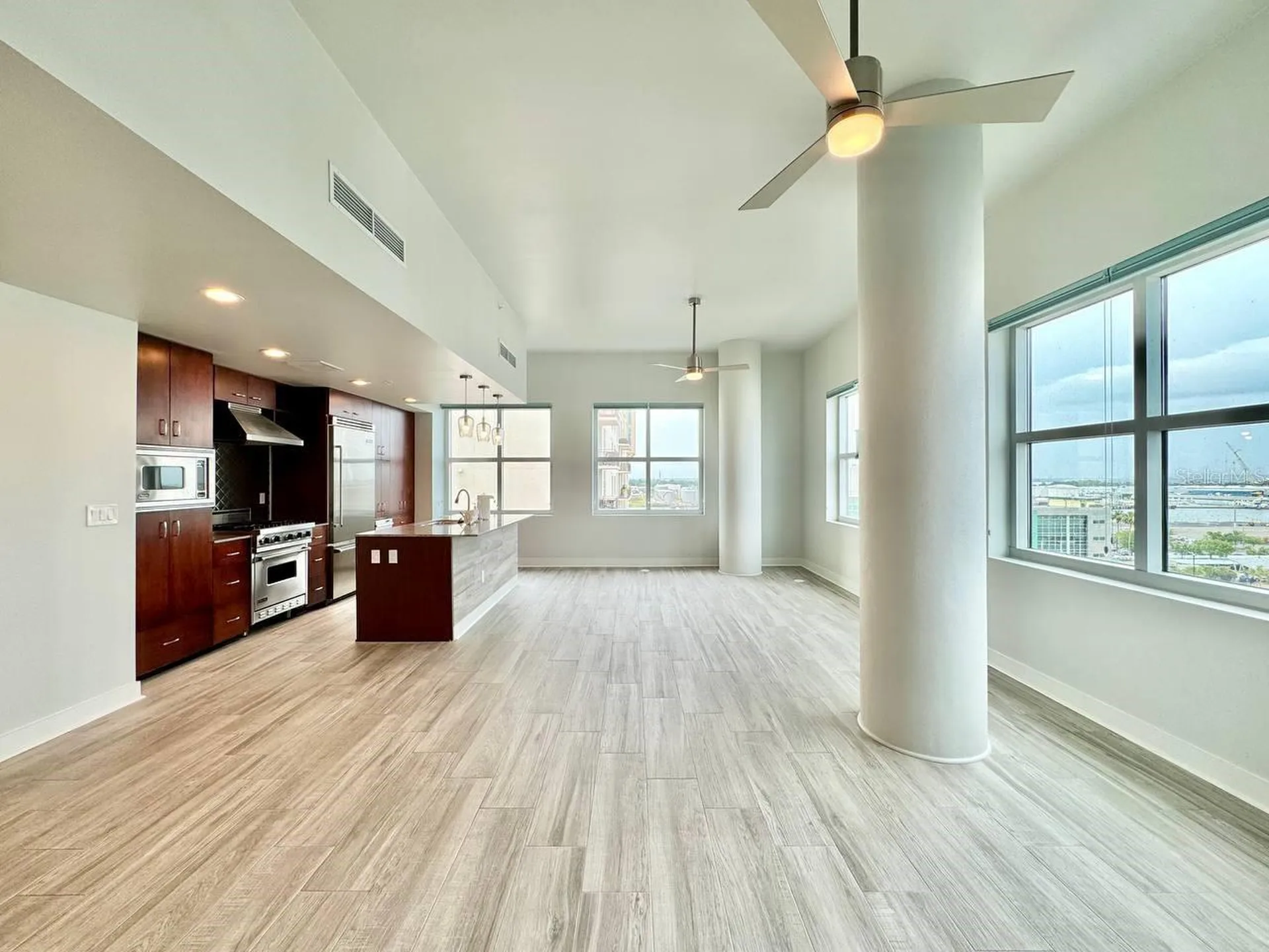 1208 E Kennedy Boulevard Tampa FL 33602