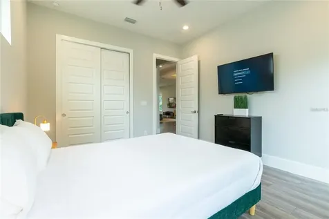 200 E Grant Street Orlando FL 32806