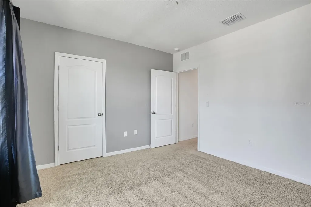 11338 Amber Ridge Drive Zellwood FL 32798