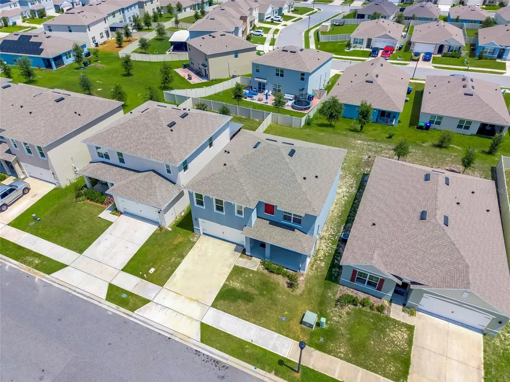 11338 Amber Ridge Drive Zellwood FL 32798