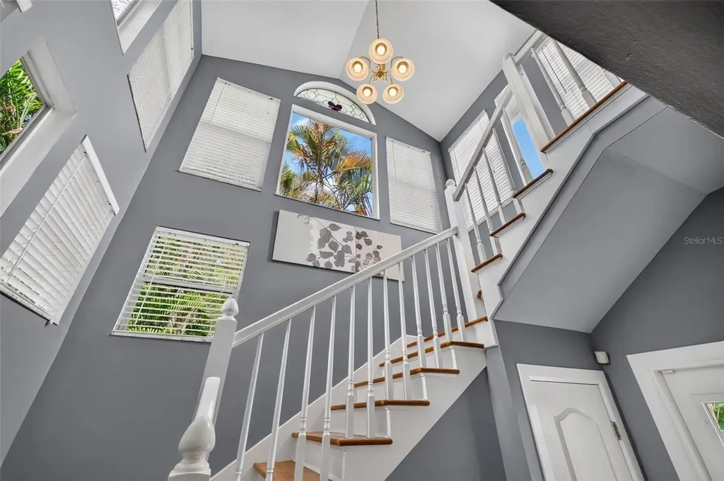 775 28th Avenue N St Petersburg FL 33704