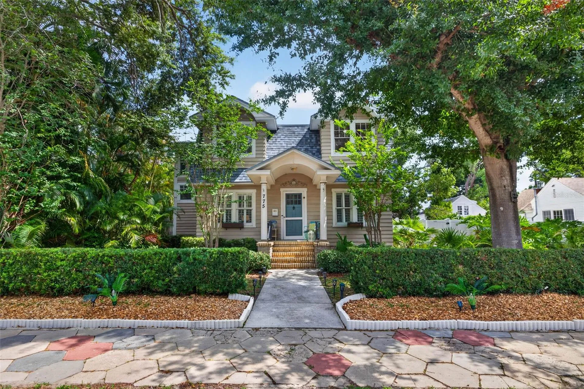 775 28th Avenue N St Petersburg FL 33704