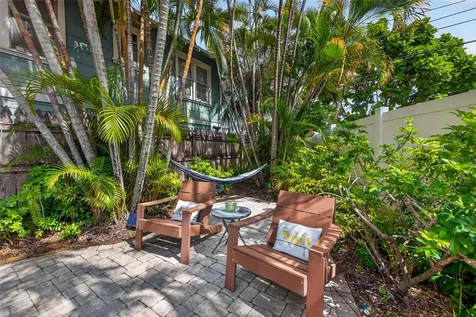 775 28th Avenue N St Petersburg FL 33704