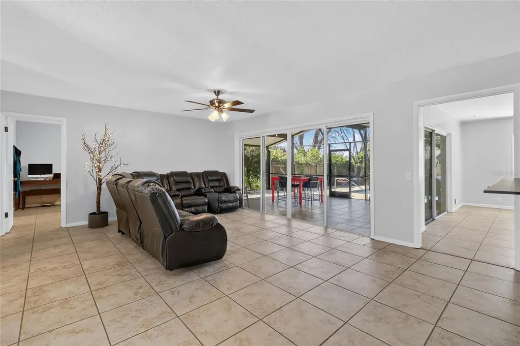 54 Lake Link Circle SE Winter Haven FL 33884