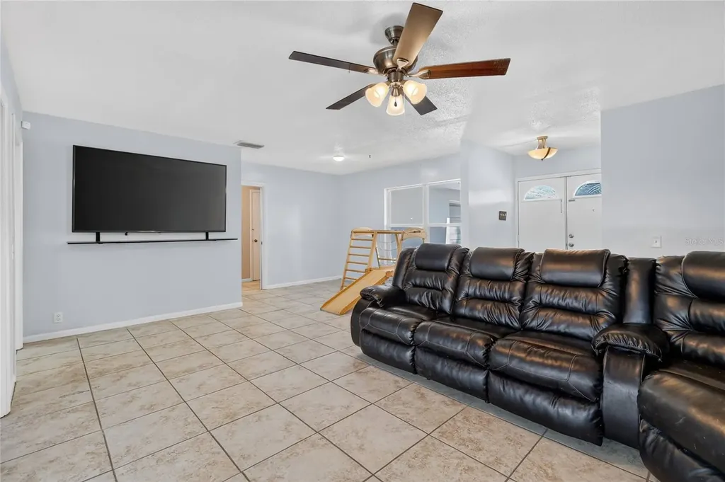 54 Lake Link Circle SE Winter Haven FL 33884