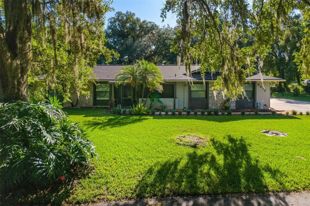3271 Majestic Oak Drive St Cloud FL 34771