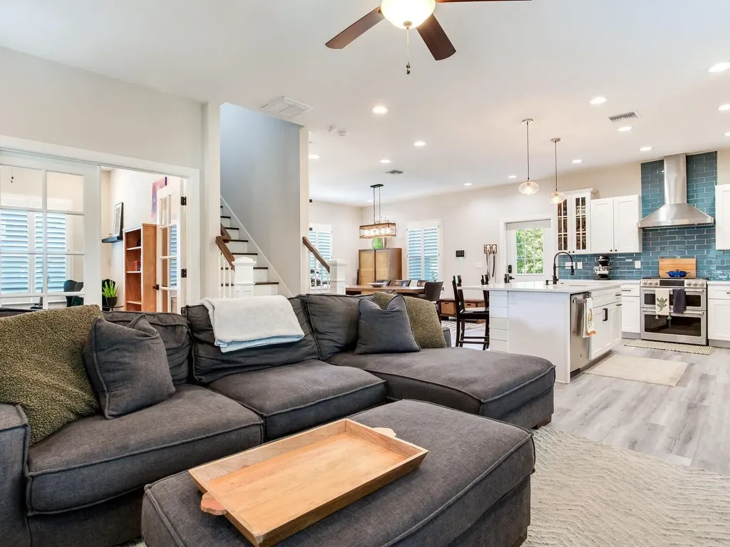 6906 N Duncan Avenue Tampa FL 33604