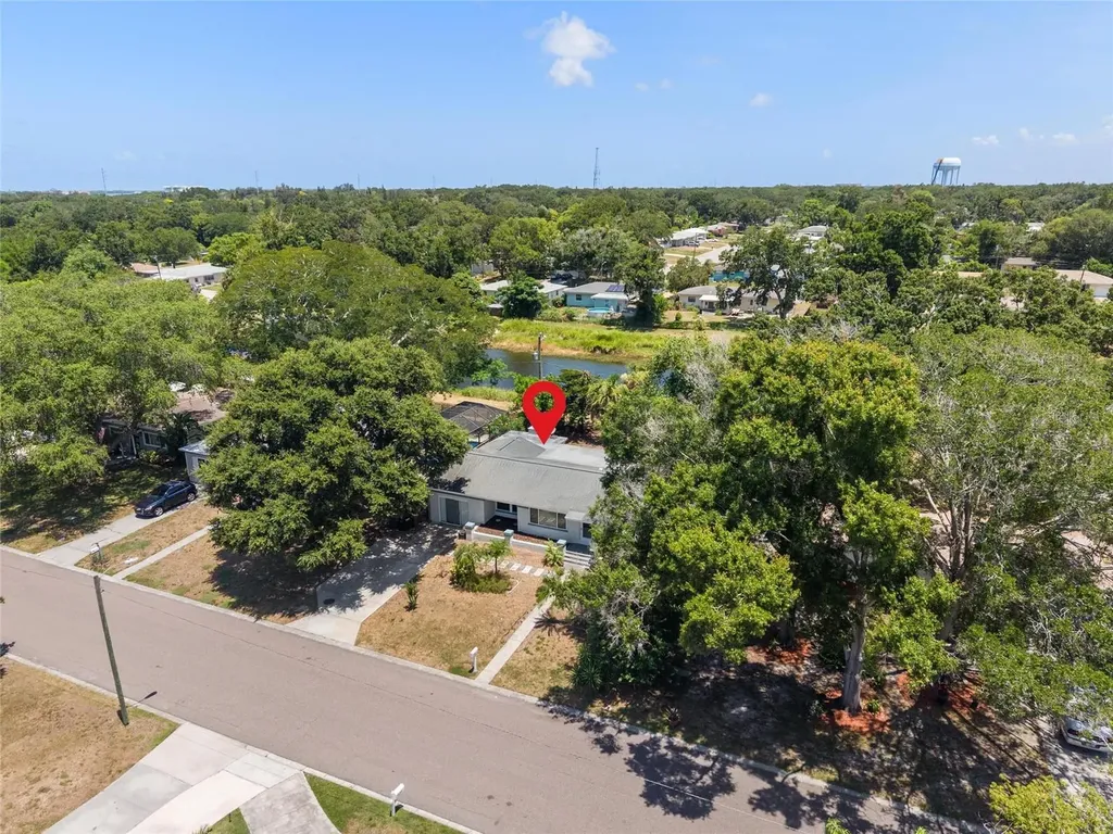 1428 Pinebrook Drive Clearwater FL 33755