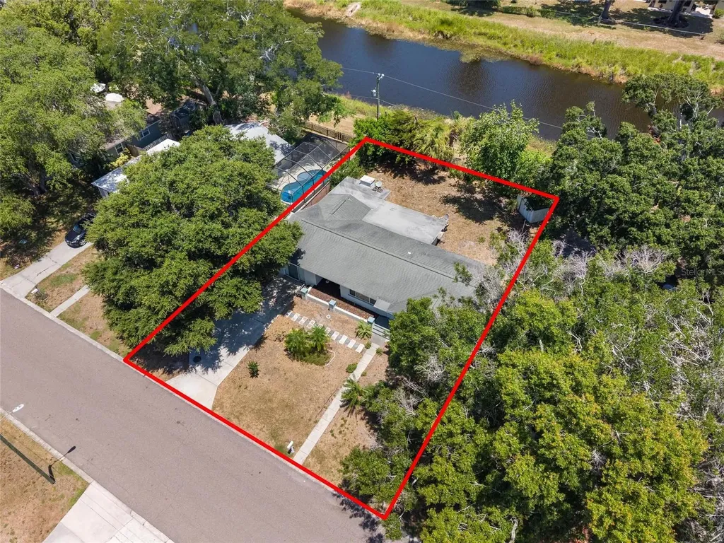 1428 Pinebrook Drive Clearwater FL 33755