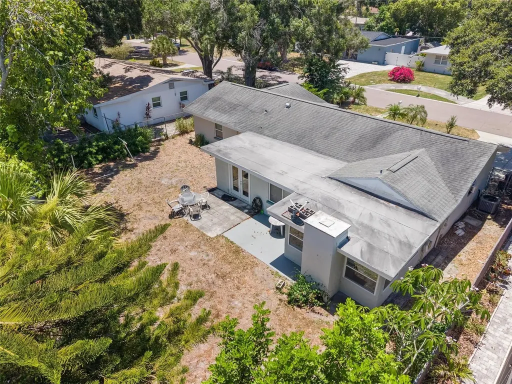 1428 Pinebrook Drive Clearwater FL 33755
