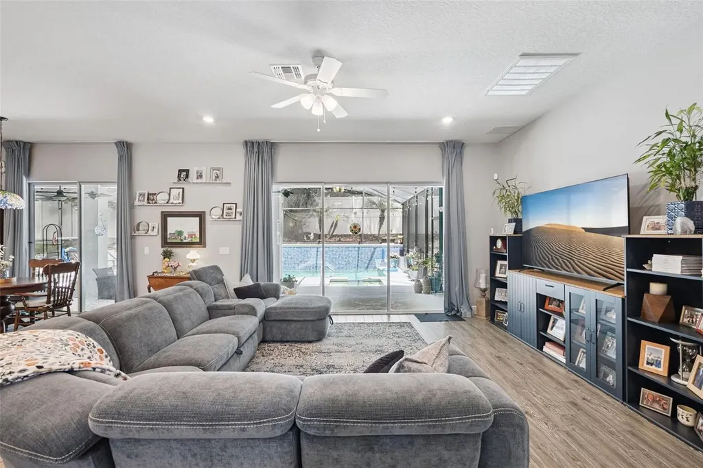 3113 Pinenut Drive Apopka FL 32712