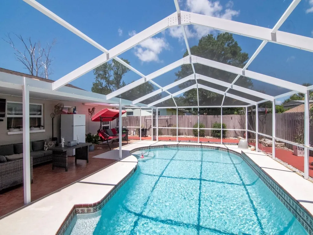 6317 Frost Drive Tampa FL 33625