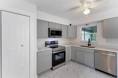 712 Oak Lane Groveland FL 34736
