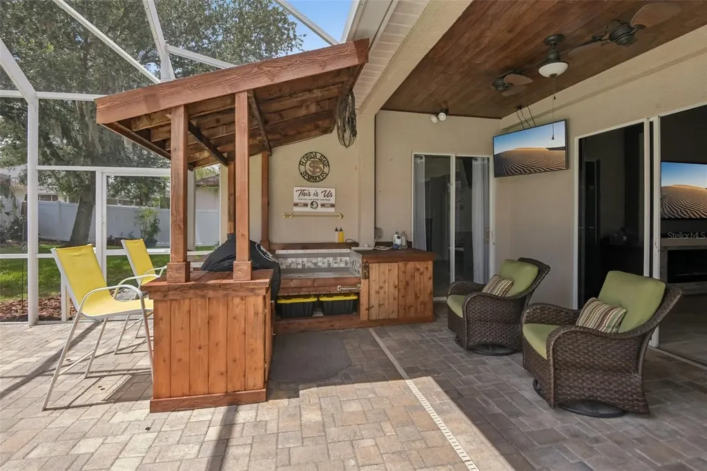 18116 Sugar Brooke Drive Tampa FL 33647