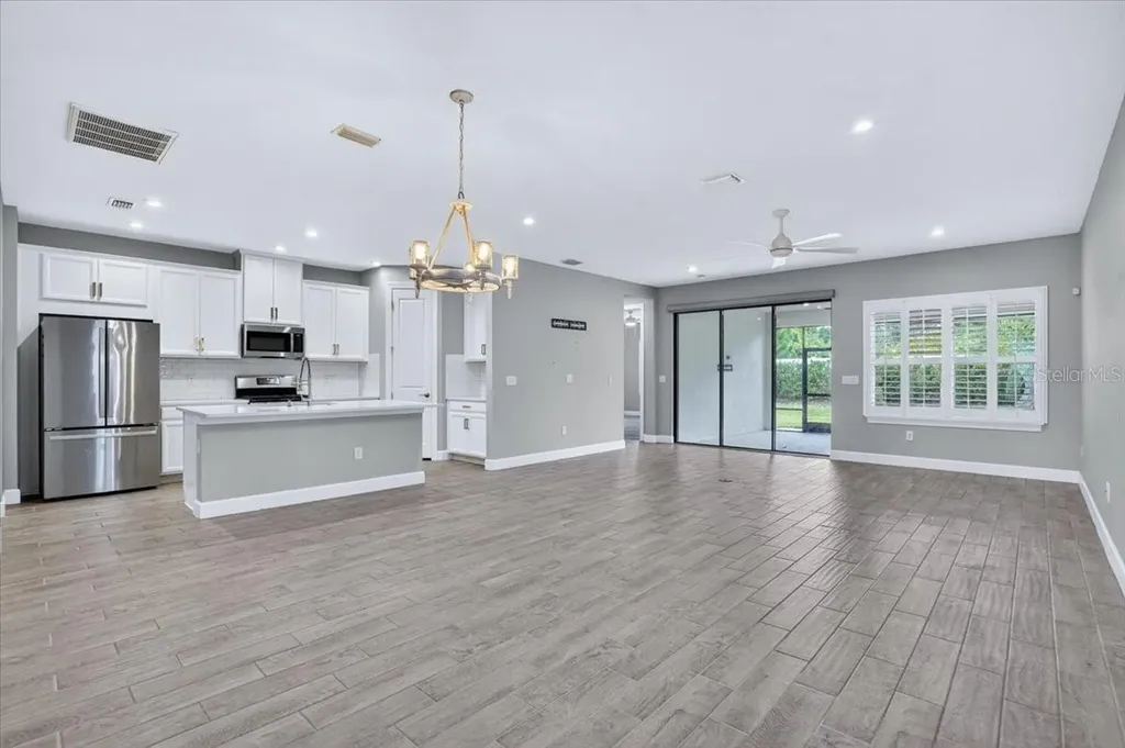 4642 Crestpoint Way Palmetto FL 34221