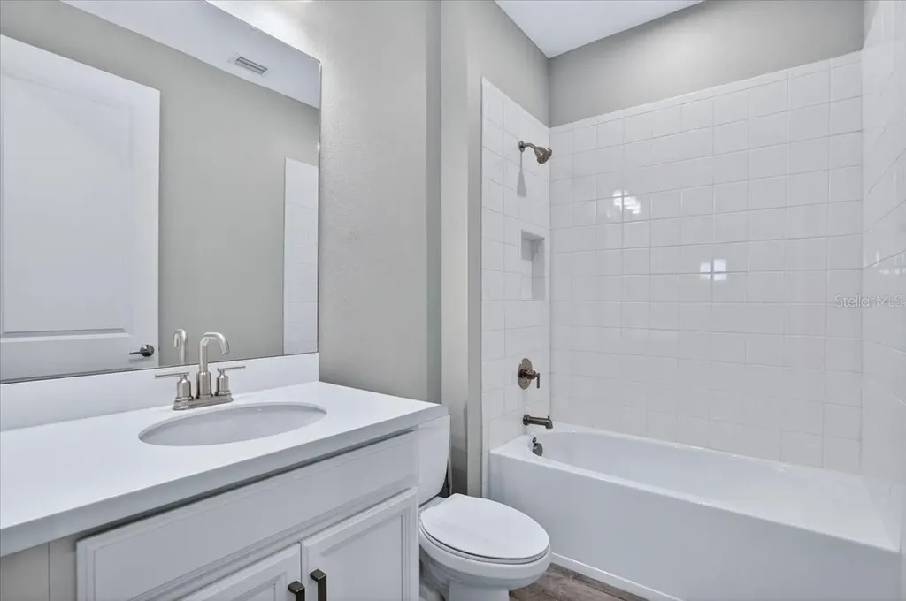 4642 Crestpoint Way Palmetto FL 34221
