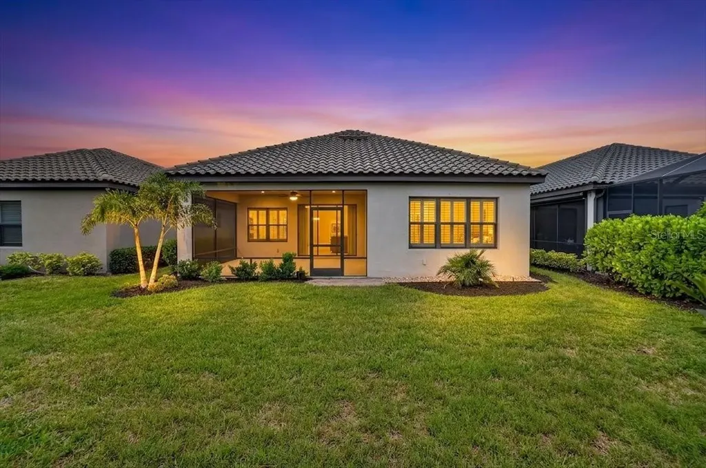 4642 Crestpoint Way Palmetto FL 34221