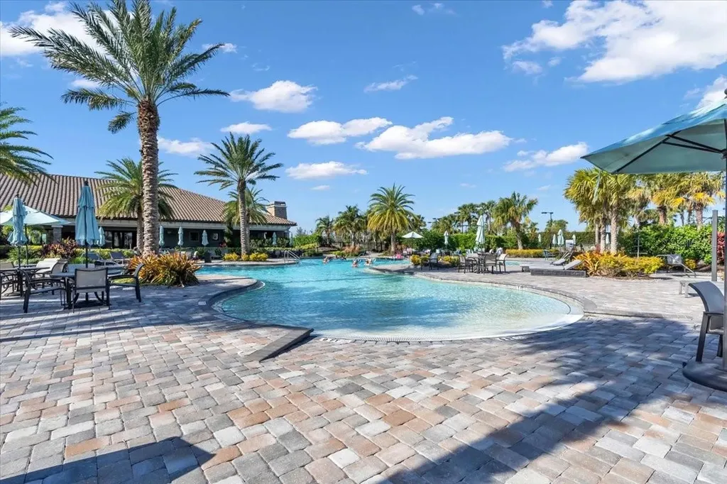 4642 Crestpoint Way Palmetto FL 34221