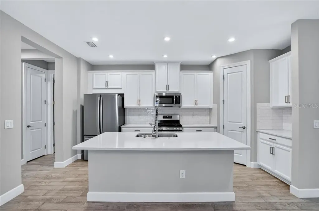 4642 Crestpoint Way Palmetto FL 34221