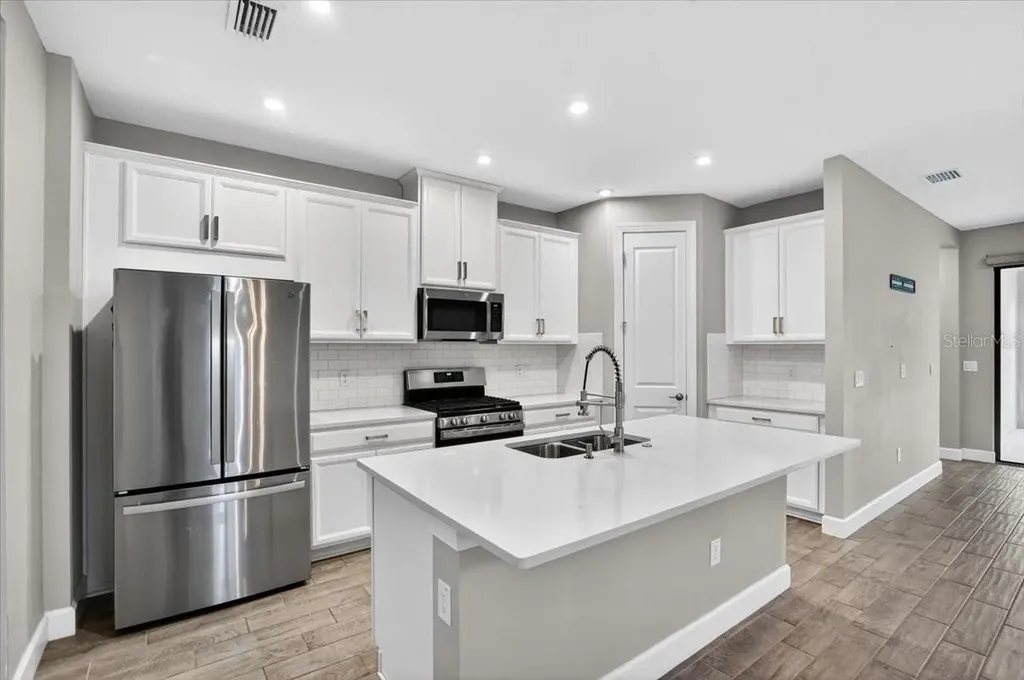 4642 Crestpoint Way Palmetto FL 34221