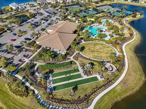 4642 Crestpoint Way Palmetto FL 34221