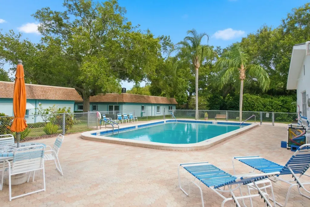 200 Glennes Lane Dunedin FL 34698