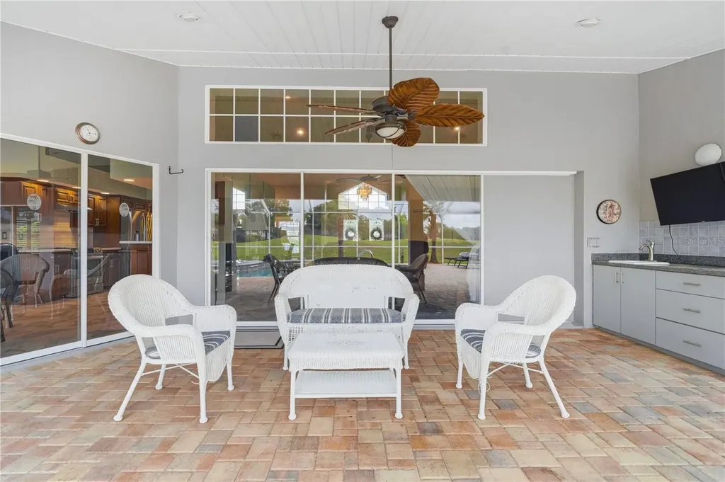 9276 Ashley Drive Weeki Wachee FL 34613
