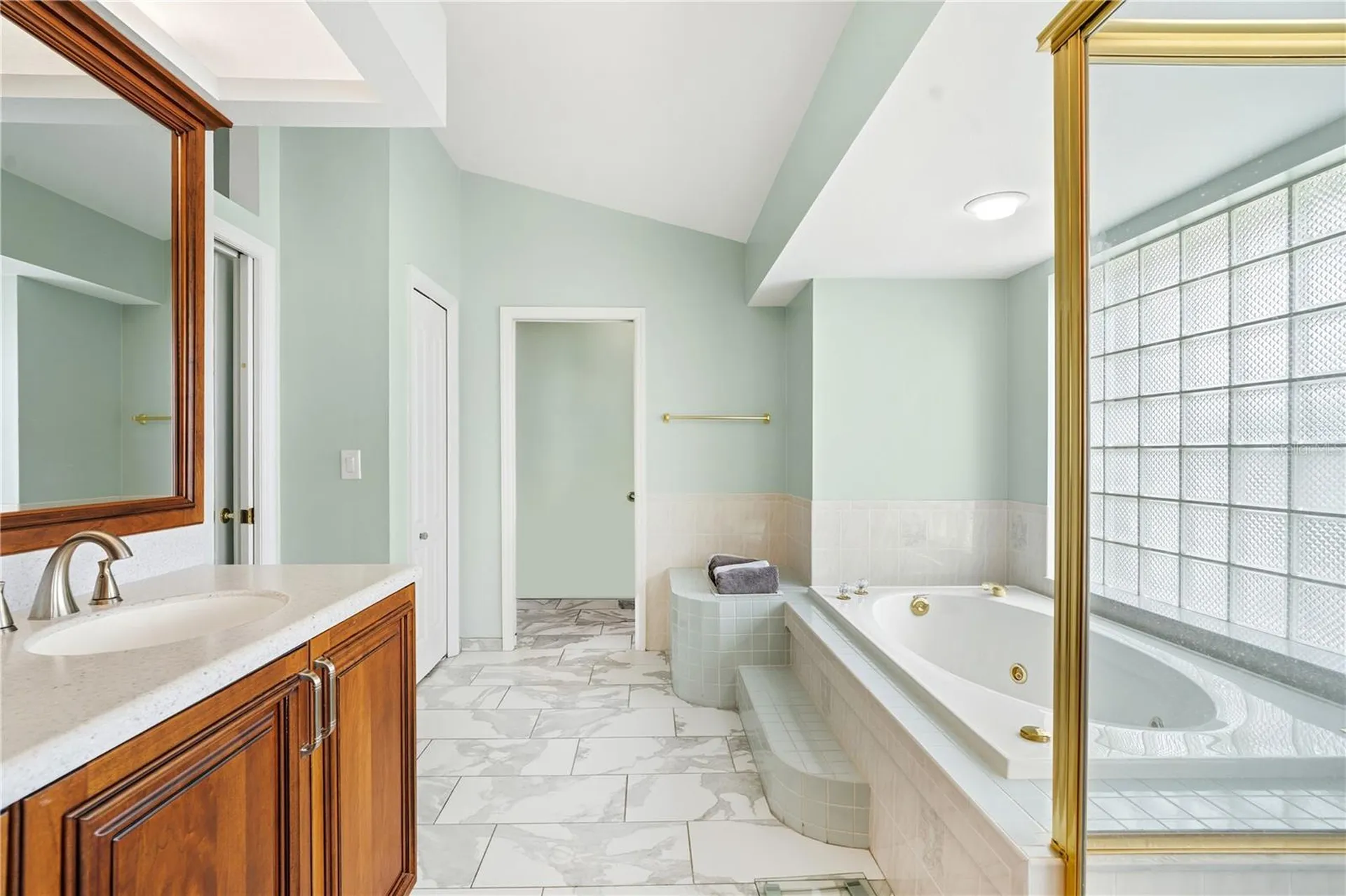 9276 Ashley Drive Weeki Wachee FL 34613