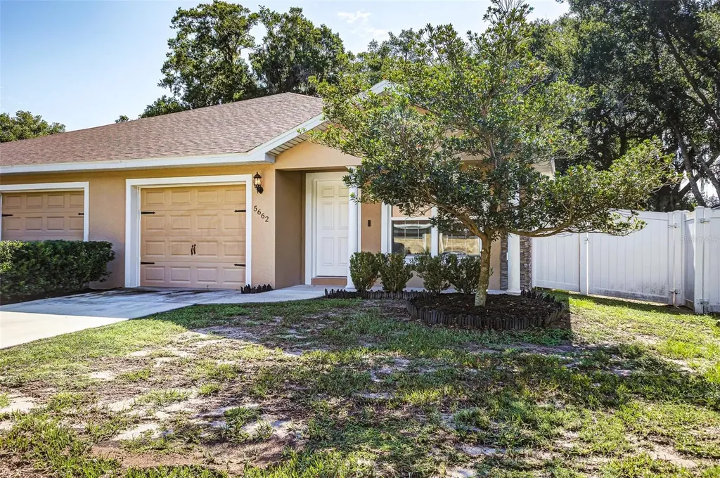 5662 Tower Palms Lane Lakeland FL 33811