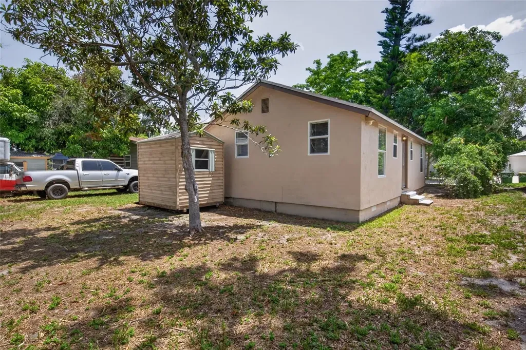 2947 Gillespie Avenue Sarasota FL 34234