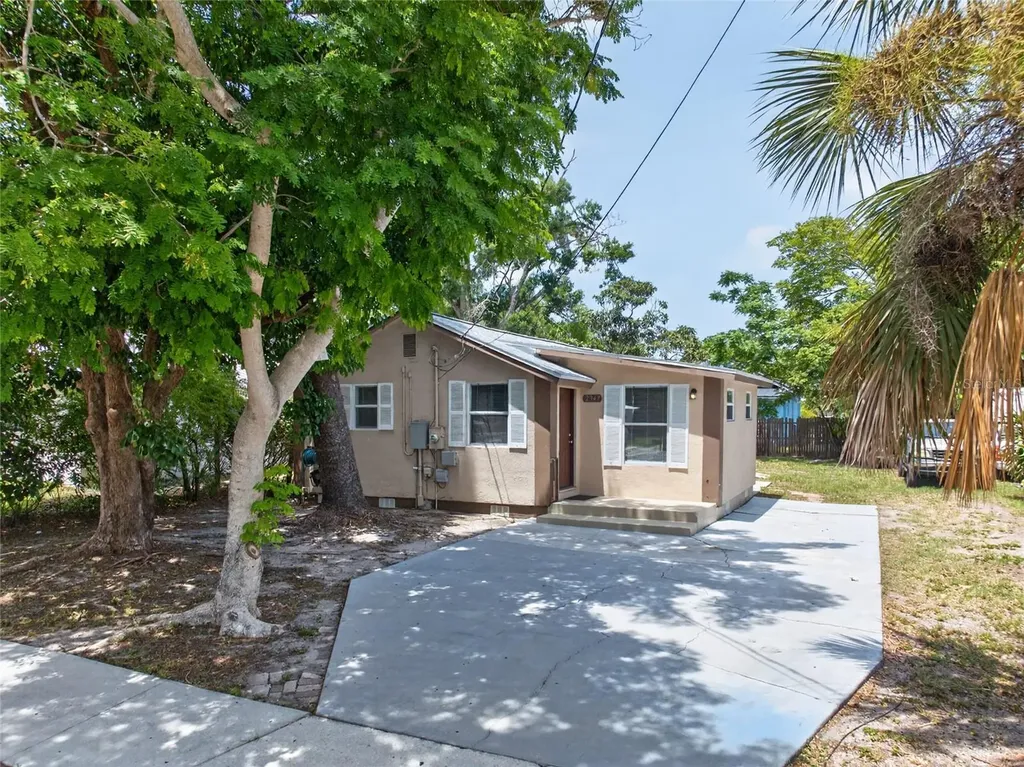 2947 Gillespie Avenue Sarasota FL 34234
