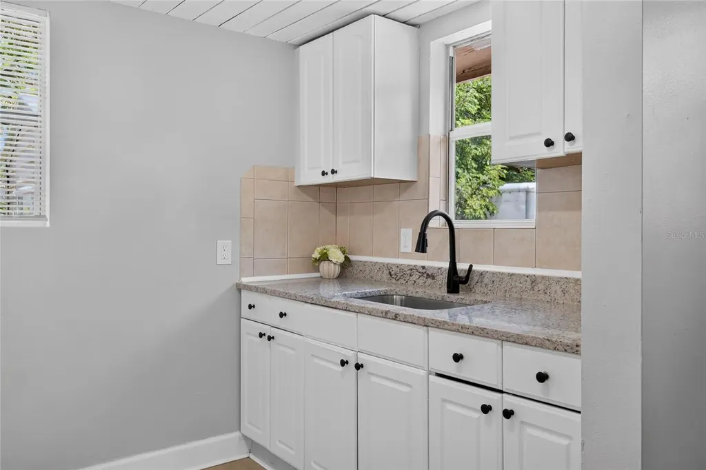 2947 Gillespie Avenue Sarasota FL 34234