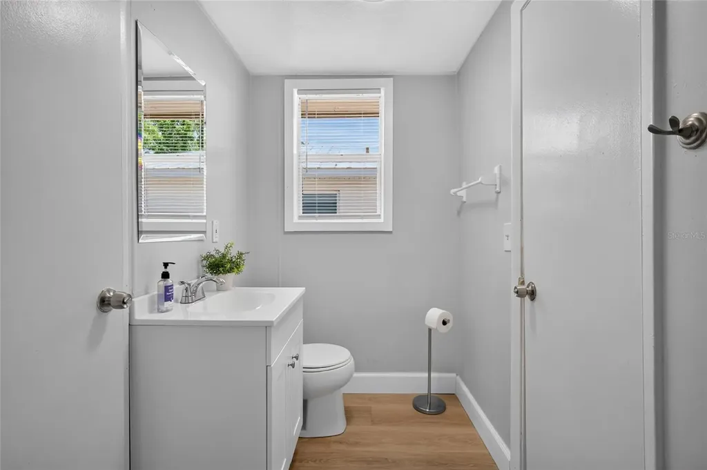 2947 Gillespie Avenue Sarasota FL 34234