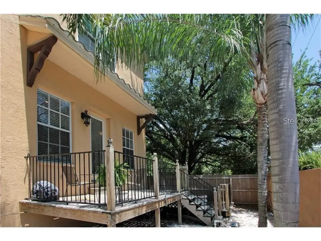 2902 Hansen Manor Lane Tampa FL 33611