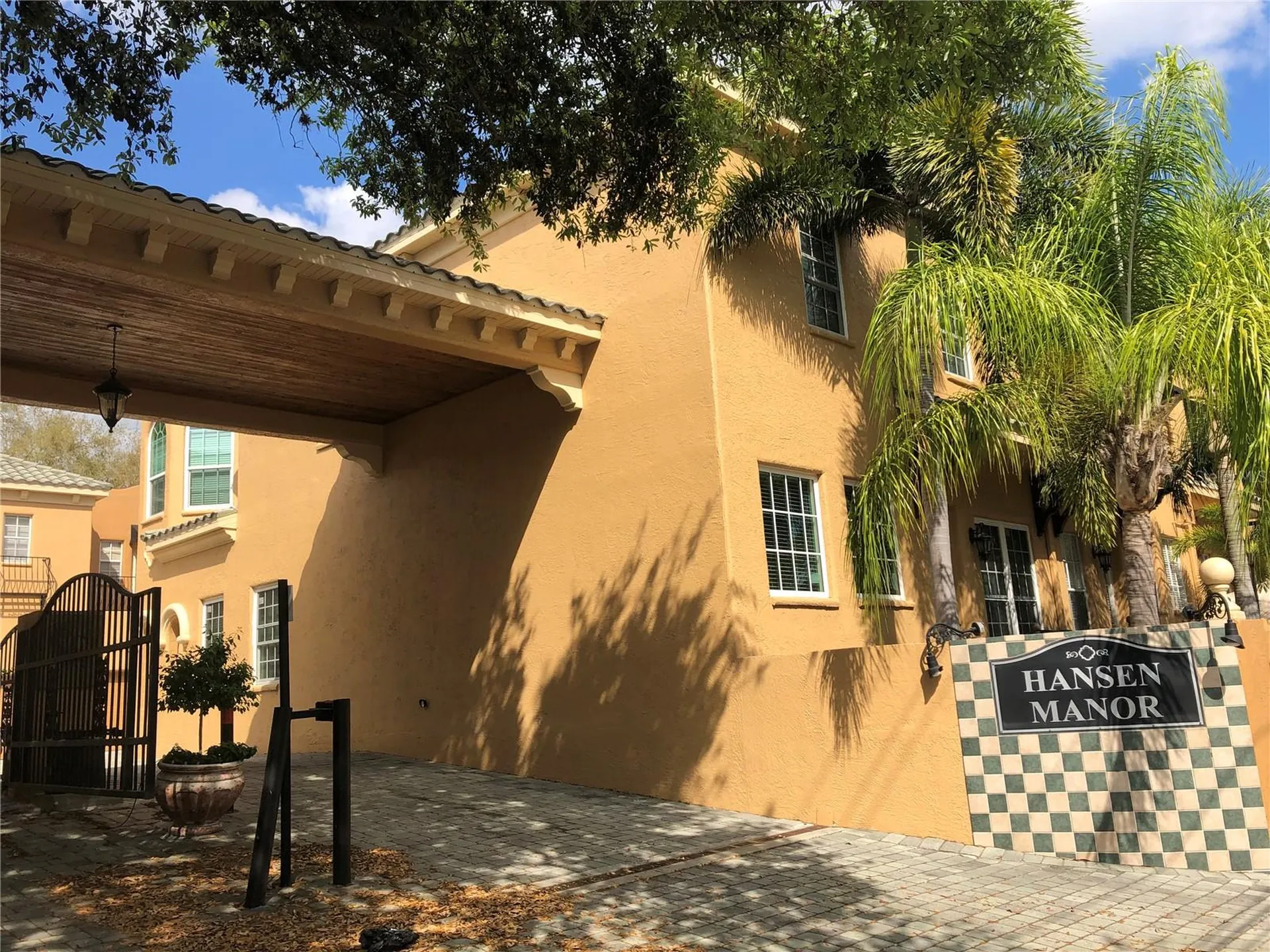 2902 Hansen Manor Lane Tampa FL 33611