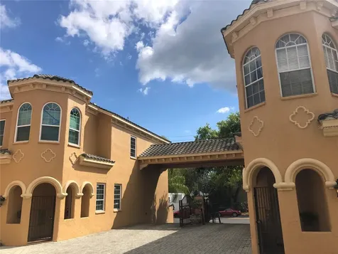 2902 Hansen Manor Lane Tampa FL 33611