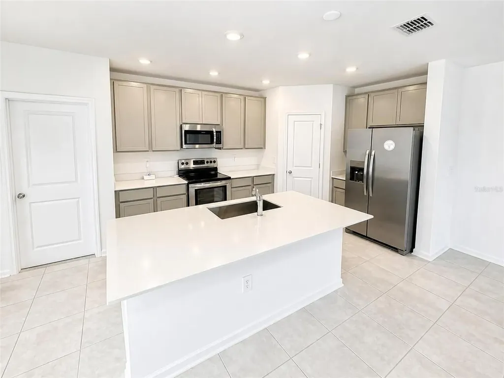 809 Timberland Drive Eagle Lake FL 33839
