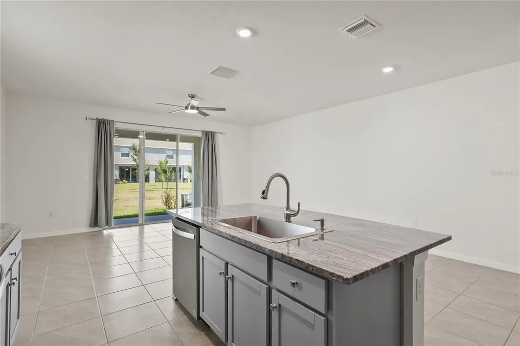 33055 Tulip Petal Lane Wesley Chapel FL 33545